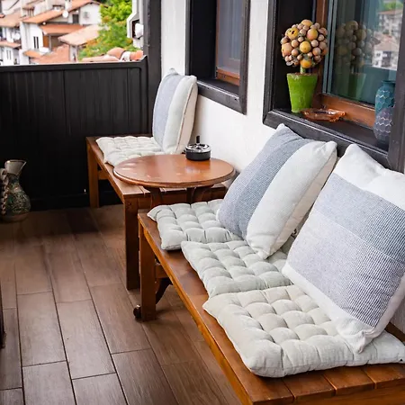 Iatrus Guest & Sauna Apartament *