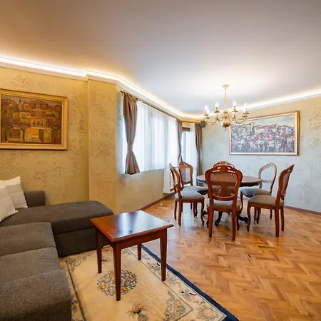 Iatrus Guest & Sauna