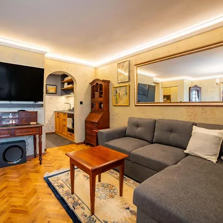 Iatrus Guest & Sauna Apartament *