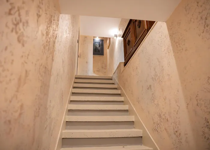 Iatrus Guest & Sauna * Veliko Tărnovo